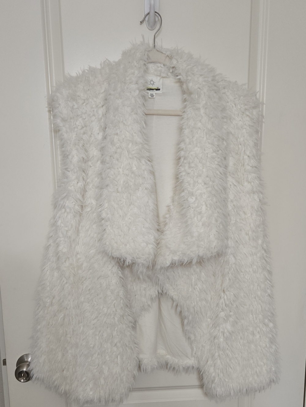 aerie White Shag Faux Fur Open-Front Vest
